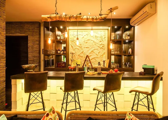 Modern 3br Villa, 200m To Bliss فيلة تْشانغو